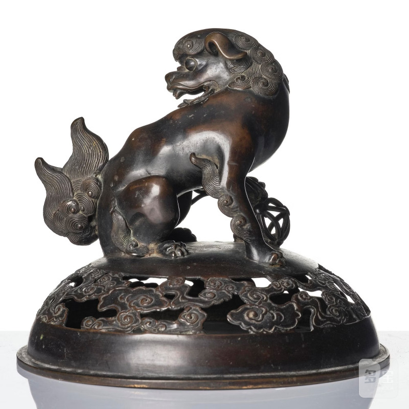 A large bronze censer with cover, - 图6